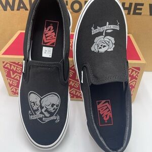 Vans Women's Classic Slip-On Love You To Death Black/ White Sneakers
VN0A5JMH6BT